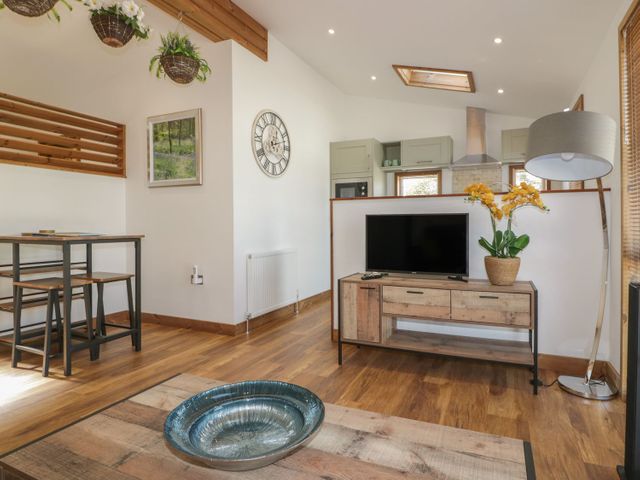 9 Meadow Retreat - 1121202 - photo 5