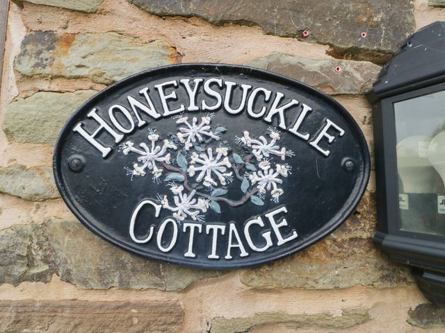 Honeysuckle Cottage - 1121502 - photo 2