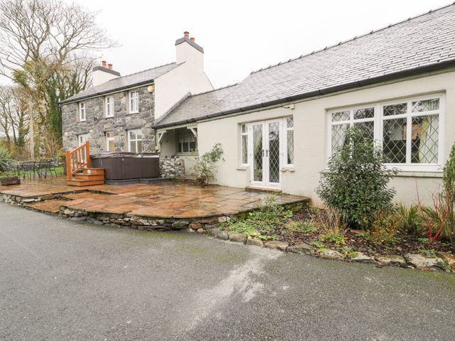 Lakeside Cottage - 1121503 - photo 2