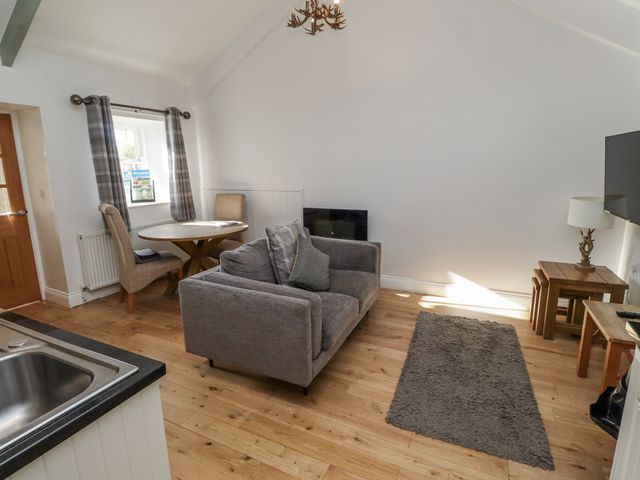 Dunlin Cottage - Lucker Steadings - 1121862 - photo 3
