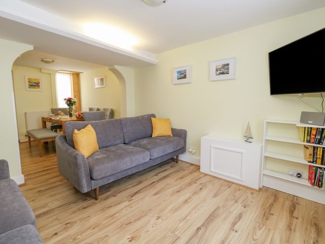 Cove Street Cottage - 1122030 - photo 5