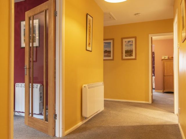 Our Story Cottage - 1122047 - photo 3