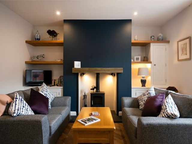 Wisteria Cottage - 1122057 - photo 4