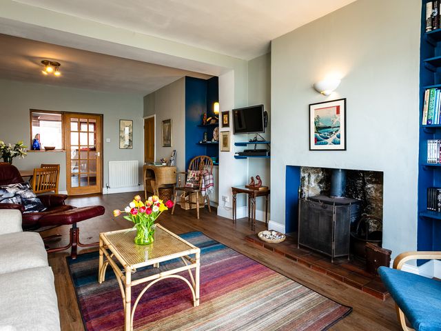 Old Coastguard Cottages - 1122080 - photo 5