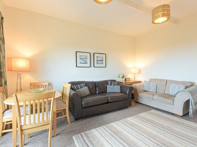 Bellshill Cottage - 1122150 - photo 5