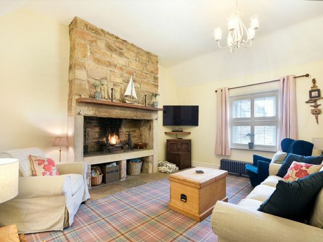 Charlton Cottage - 1122293 - photo 2
