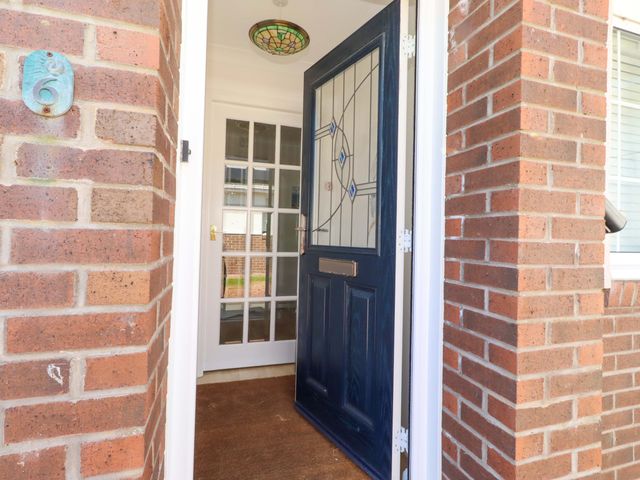 6 Westview - 1122426 - photo 3