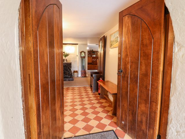 Twelve Oaks Farmhouse - 1122542 - photo 5