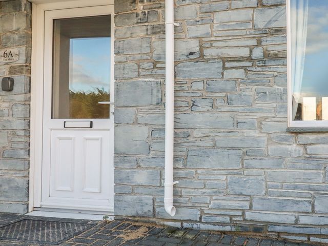 6A The Mews - 1123046 - photo 2