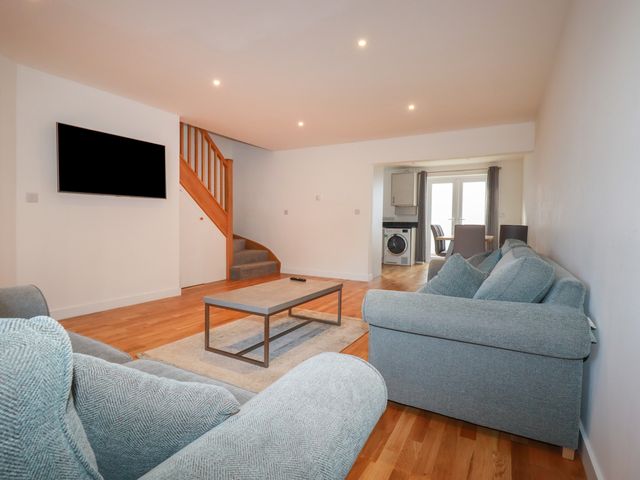 6A The Mews - 1123046 - photo 4
