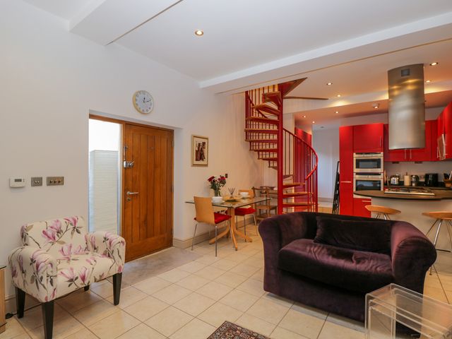 The Coach House - 1123137 - photo 5