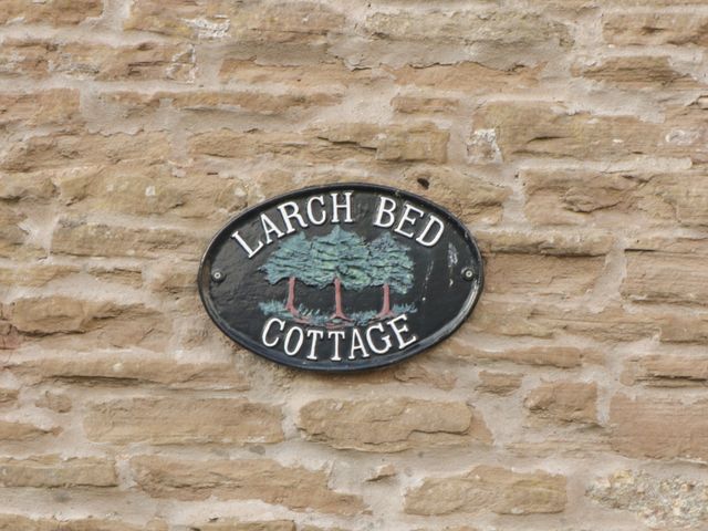 Larch Bed Cottage - 1123276 - photo 2