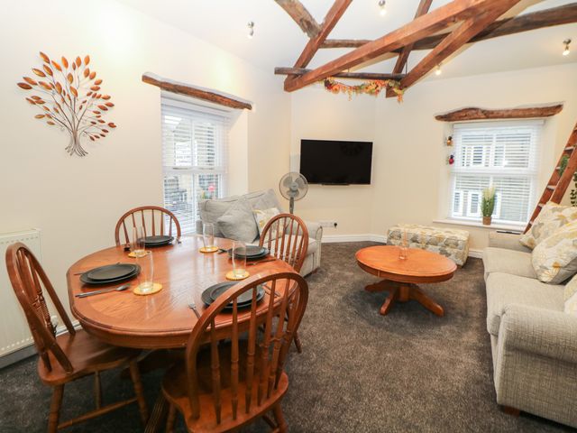 Howard's Hideaway - 1123779 - photo 5