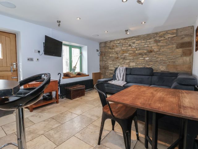5 Hall Yard - 1123792 - photo 5
