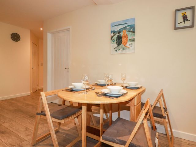 Falcon House - 1124200 - photo 5