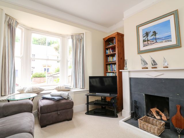 Mayflower, 9 Coronation Road - 1124612 - photo 3