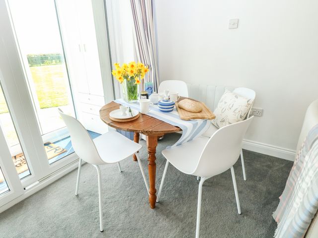 Gull Cottage - 1125602 - photo 4