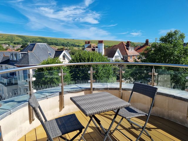 Number 10 The Penthouse - 1125701 - photo 2