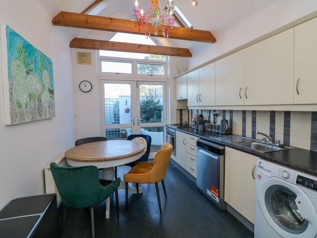 83 Upper John Street - 1126188 - photo 3