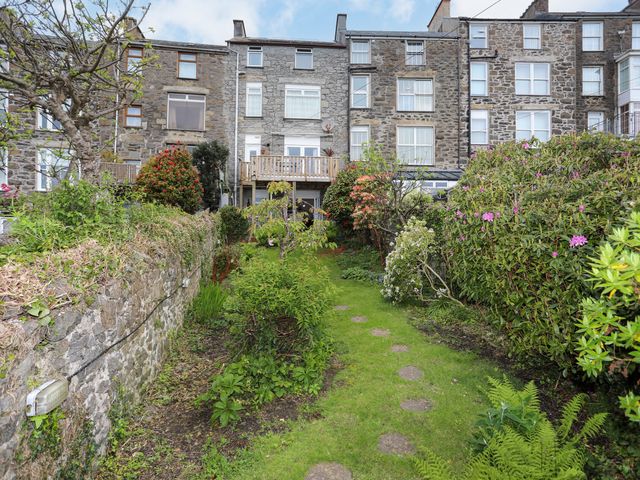 Hillside Apartment - 1126230 - photo 2