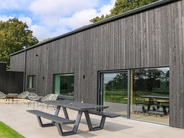 Suetts Farm Barns - 1126450 - photo 2