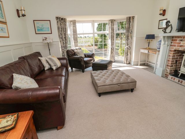 9 Station Cottages - 1126707 - photo 3