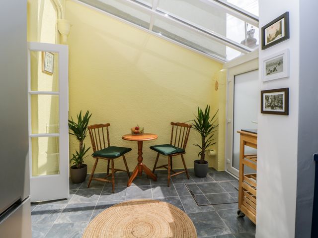 27 Exeter Street - 1127103 - photo 5