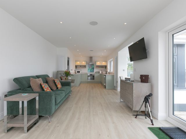 Tresco Bungalow - 1127188 - photo 5