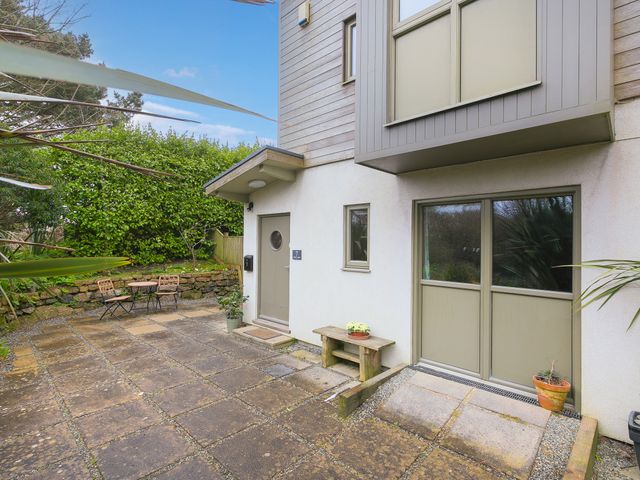 7 Toms Yard - 1127302 - photo 3