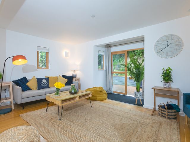 7 Toms Yard - 1127302 - photo 5