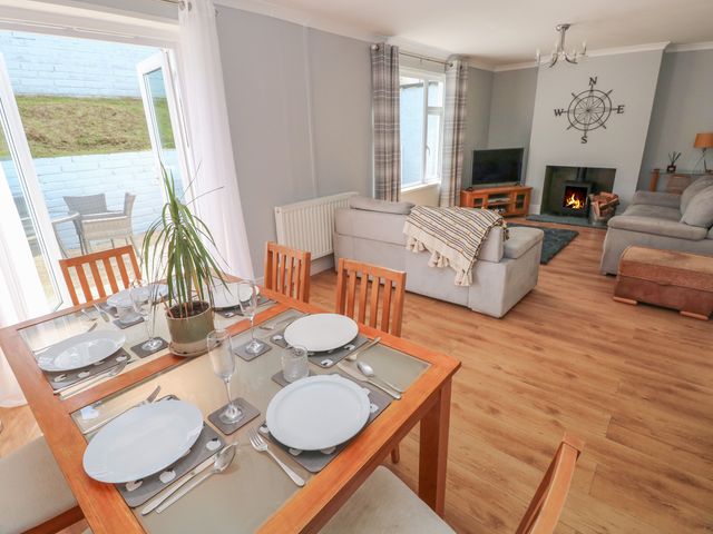 Afan House - 1127431 - photo 3