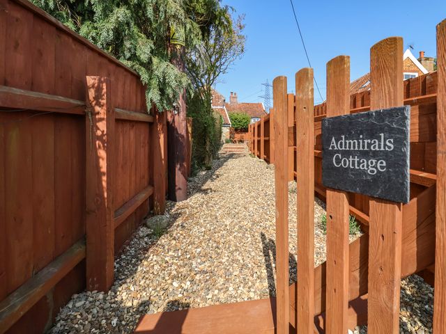 Admiral Cottage - 1127468 - photo 5