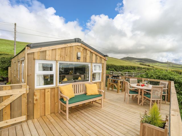 Caban Cwtch (The Cosy Cabin) - 1127604 - photo 2