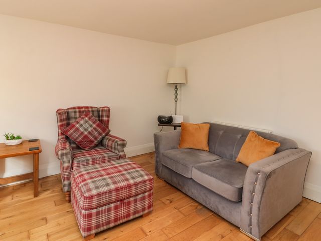 Flat 8 - 1128157 - photo 5