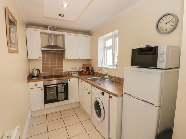 106 Westgate - 1128401 - photo 5