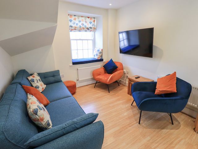 4 Martindales Yard - 1128523 - photo 3