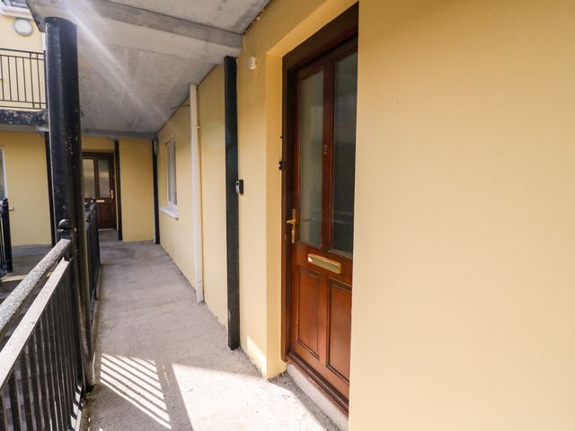 2 Garnish Court - 1128597 - photo 2
