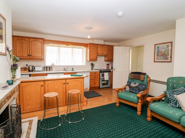 2 Garnish Court - 1128597 - photo 5
