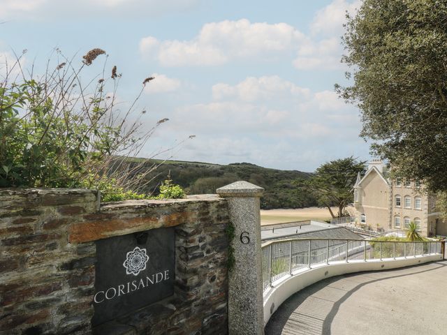 The Tower, 5 Corisande Manor - 1128600 - photo 4