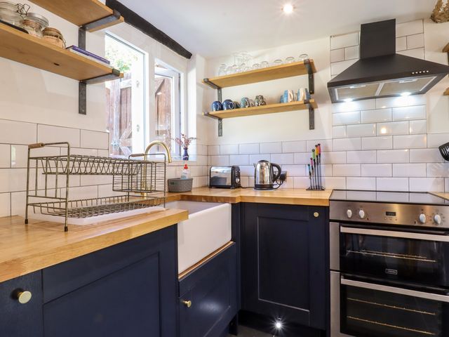 Bedfordshire Thatched Cottage - Dogs Welcome - 1128760 - photo 4