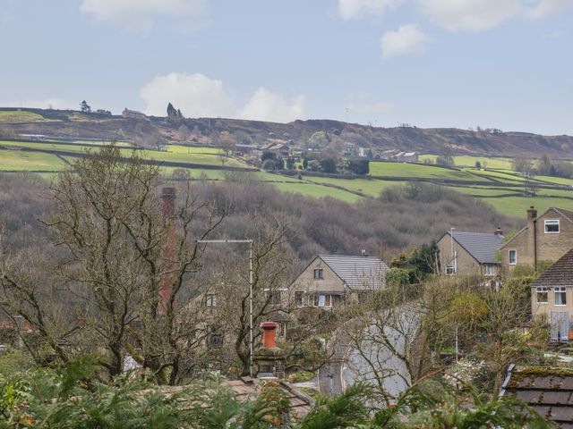 The Old Post Office - Pet Friendly Group Stays in Holmfirth - 1128887 - photo 4