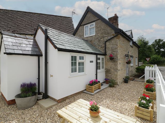 The Cottage - 1130174 - photo 2