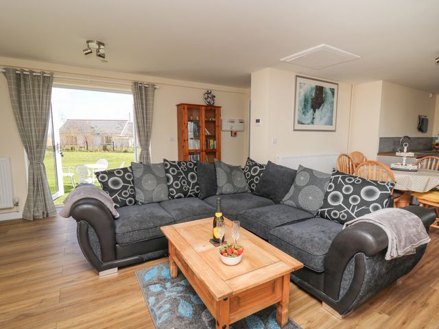 Brynteg Cottage - 1130973 - photo 4