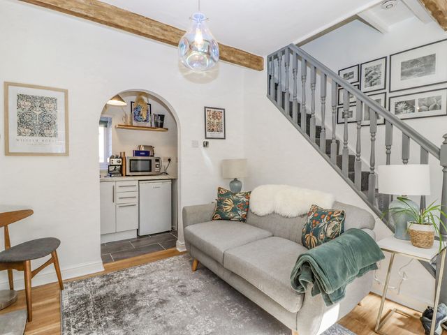 4 Pulmans Place - 1131067 - photo 3