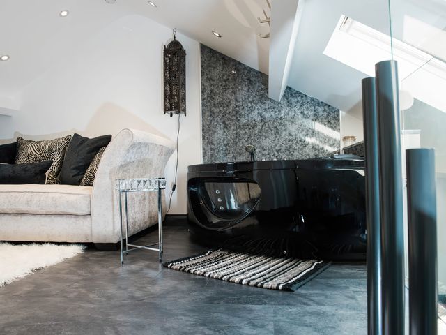 The Penthouse - 1131230 - photo 2