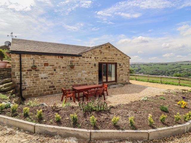 Moorbottom Stables - 1132017 - photo 2