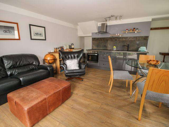 The Coach House - 1133387 - photo 2