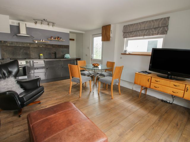 The Coach House - 1133387 - photo 3