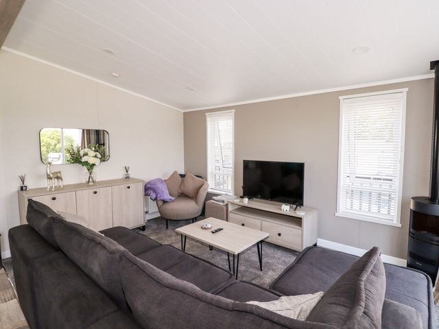 63 The Maples - 1133749 - photo 5
