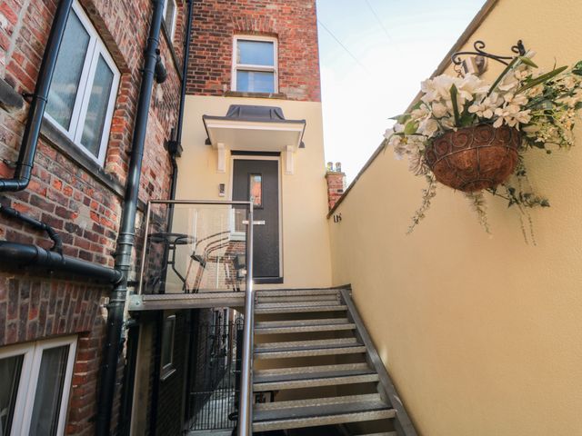 Tower Apartment - 1133840 - photo 3